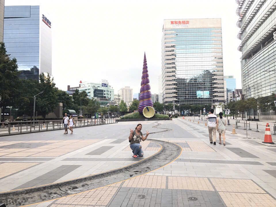 Mẹ Loan tại Hàn Quốc